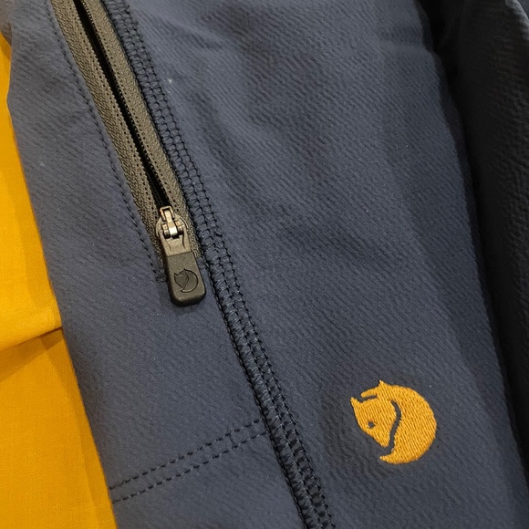 Fjallraven Bergtagen Stretch Trousers - men (size 36) - Picture 6 of 7